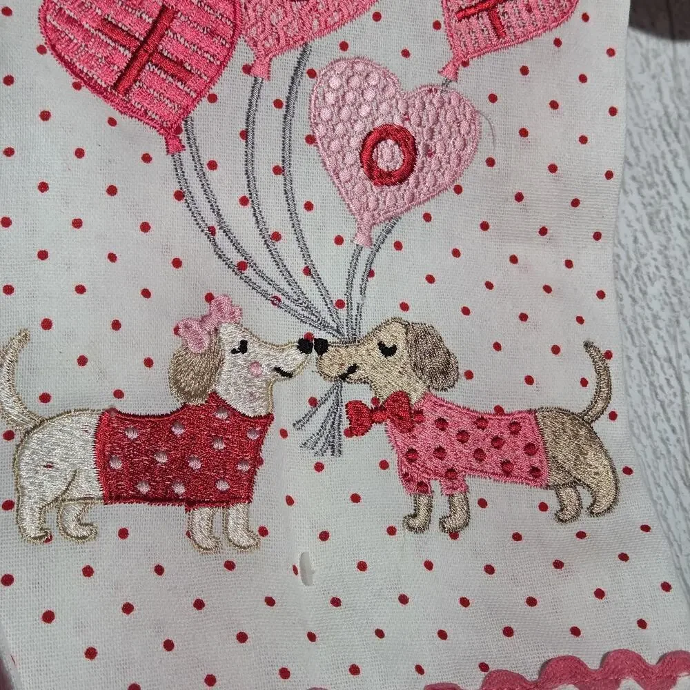 Nicole Miller Kichen Set 3 Towels W 2 Oven Mitts Dachshunds Hearts Pink LOVE NWT